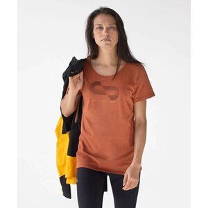 Oros S Find Your Beyond Graphic Tee Top T-Shirt Curry